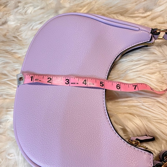 Trendy Lavender Shoulder Bag with Gold Hardware – Brand New - Picture 10 of 11